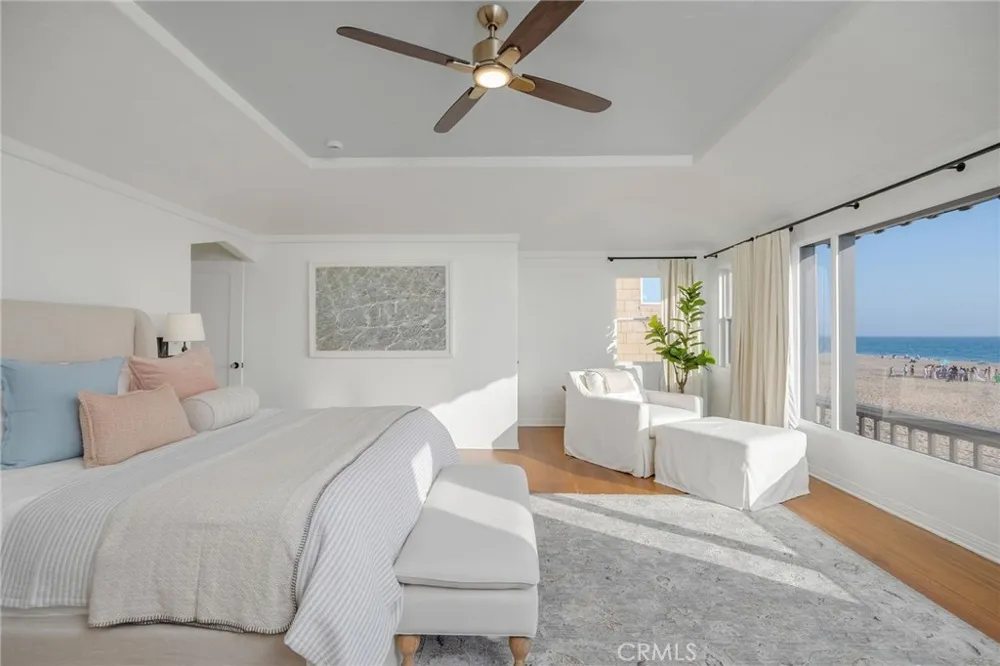 2654 The Strand Hermosa Beach, CA 90254