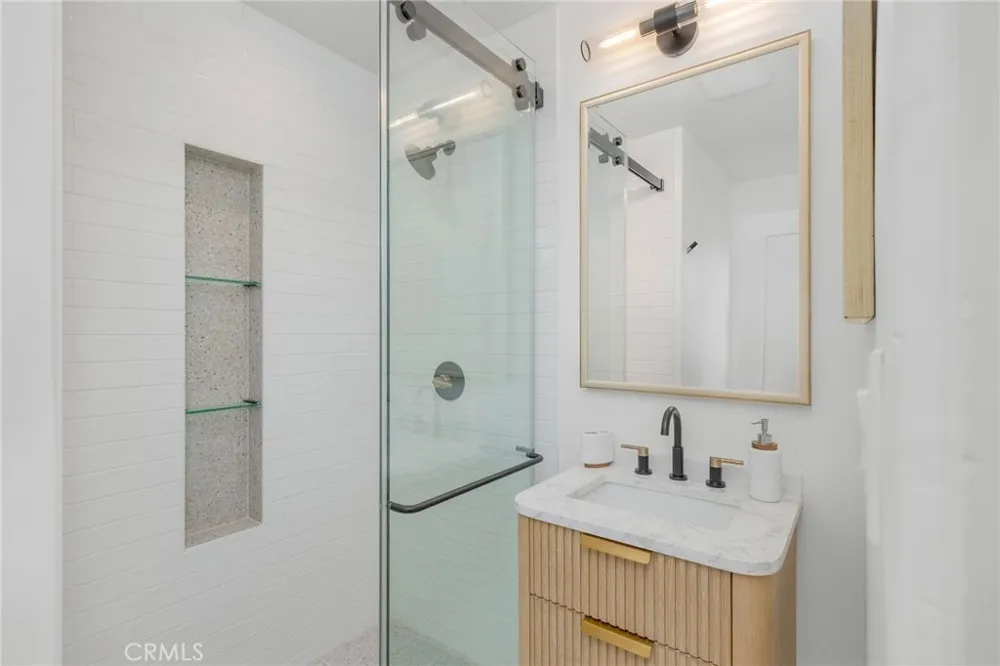 2654 The Strand Hermosa Beach, CA 90254