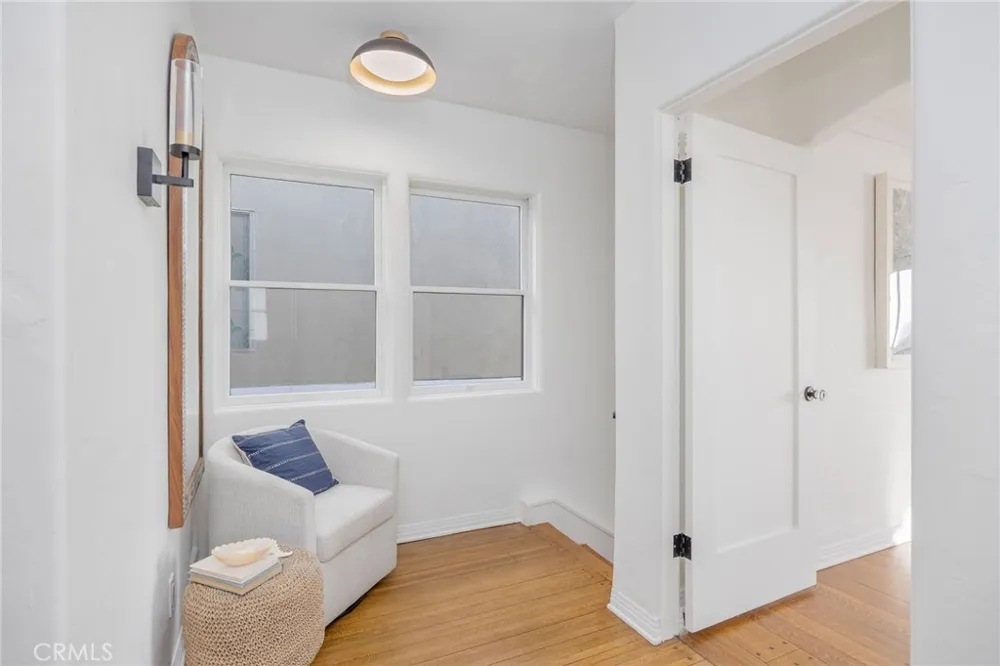 2654 The Strand Hermosa Beach, CA 90254