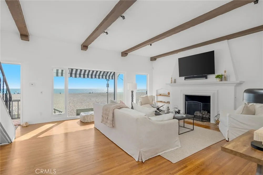 2654 The Strand Hermosa Beach, CA 90254