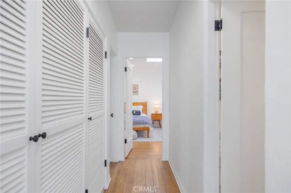 2654 The Strand Hermosa Beach, CA 90254