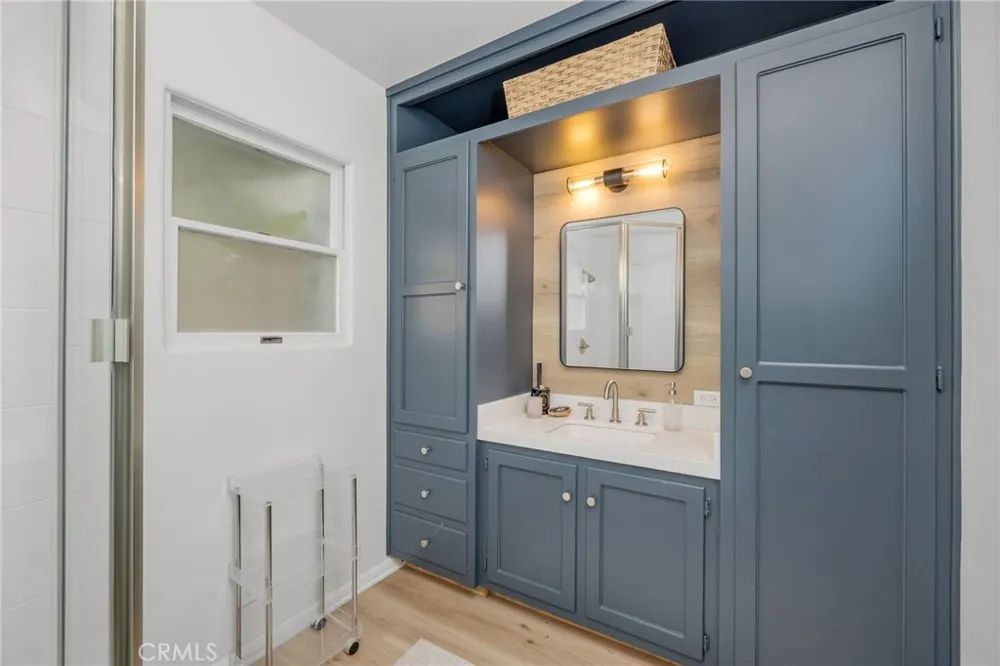 2654 The Strand Hermosa Beach, CA 90254