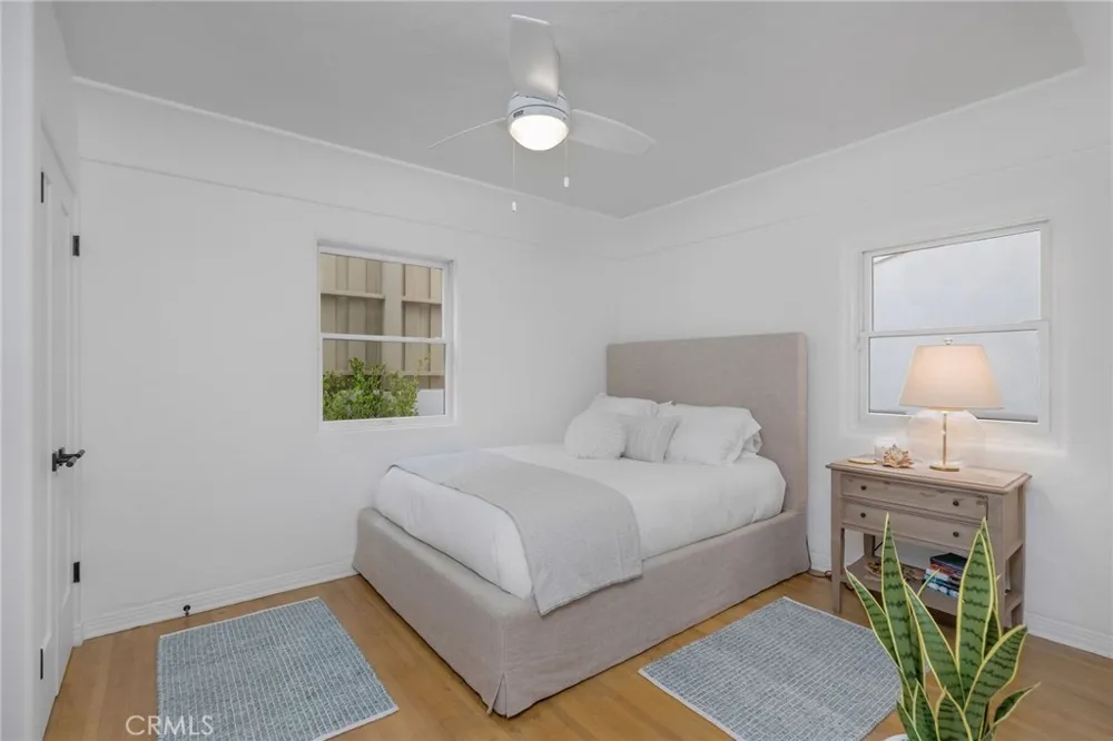 2654 The Strand Hermosa Beach, CA 90254