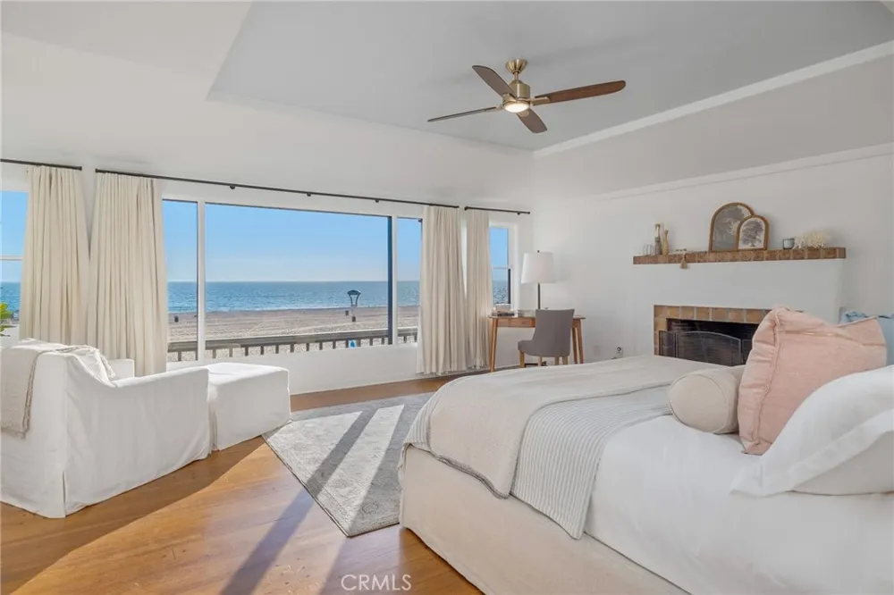 2654 The Strand Hermosa Beach, CA 90254