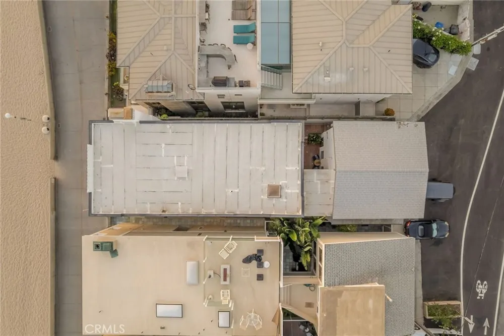 2654 The Strand Hermosa Beach, CA 90254