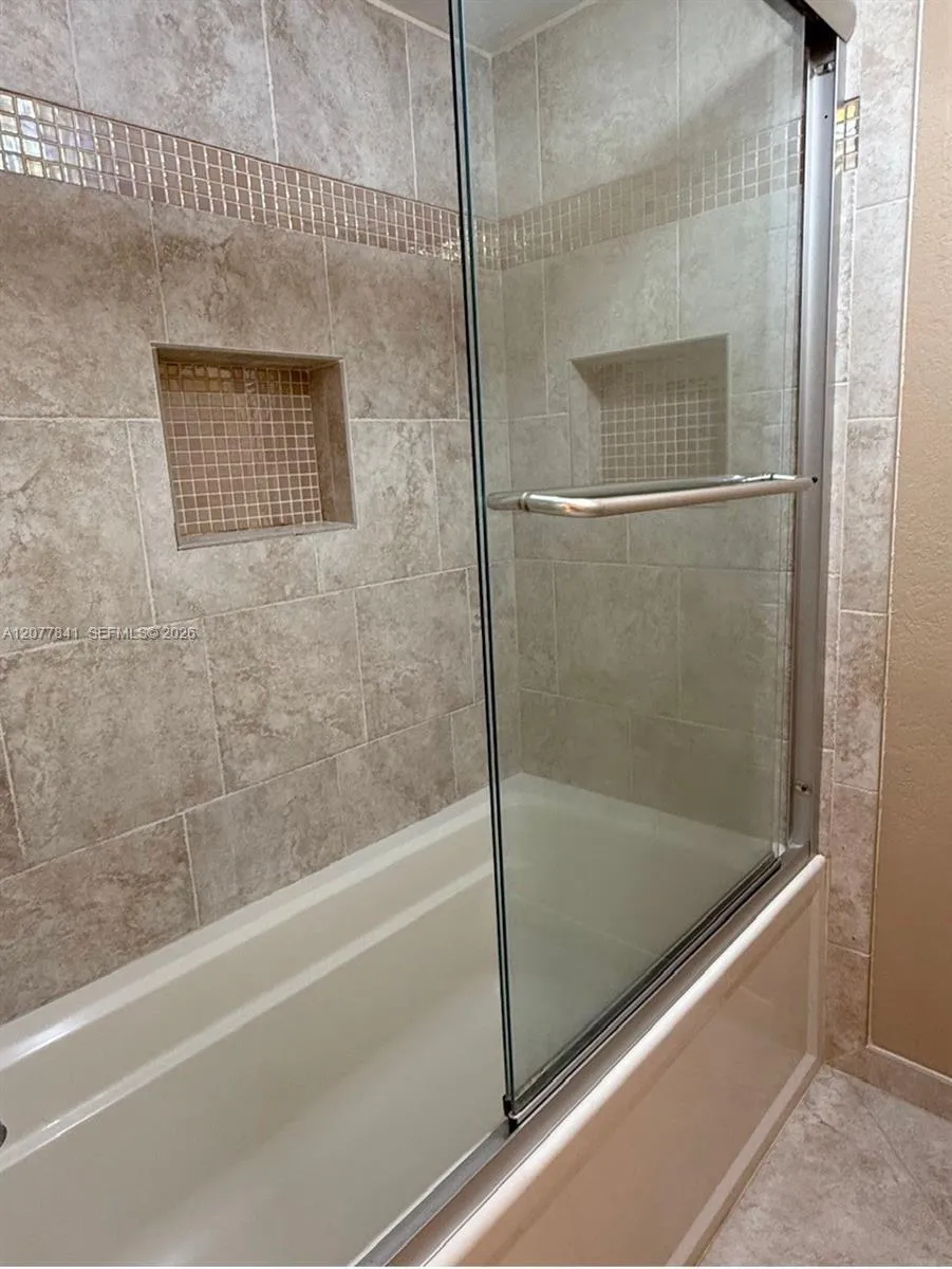 3711 NW 95th Ter #1125 Sunrise, FL 33351