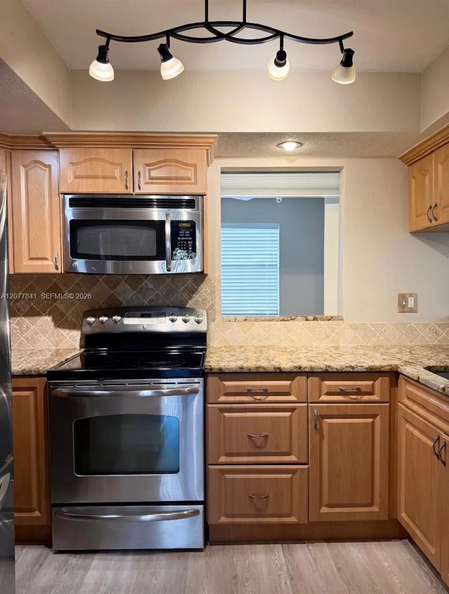 3711 NW 95th Ter #1125 Sunrise, FL 33351