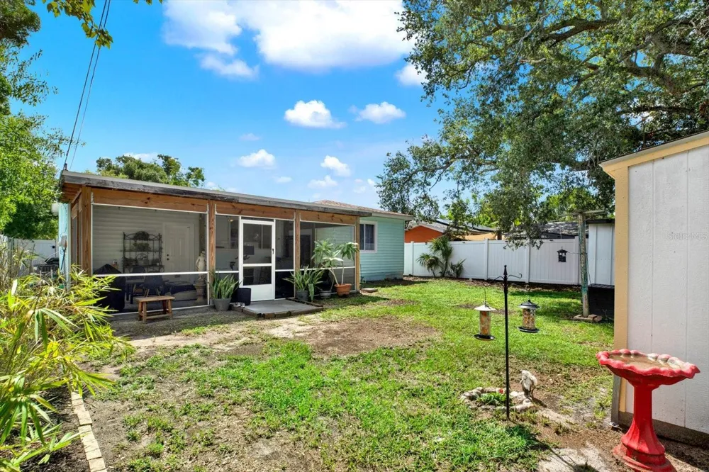 1907 53RD STREET S Gulfport, FL 33707