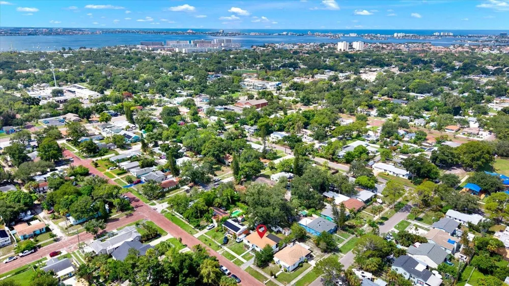 1907 53RD STREET S Gulfport, FL 33707