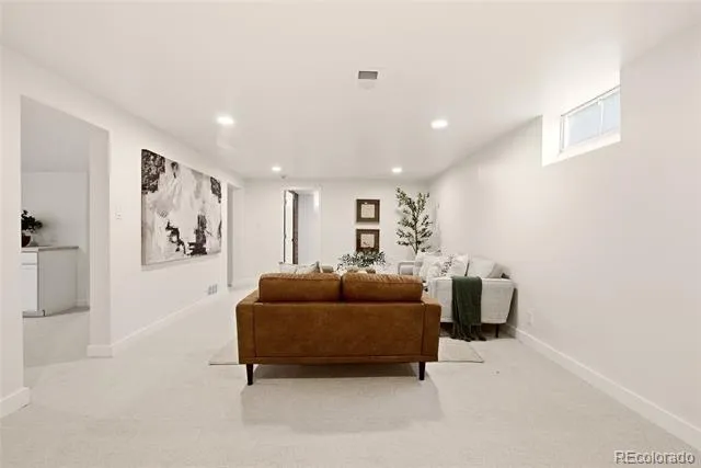 3195 S Franklin Street Englewood, CO 80113