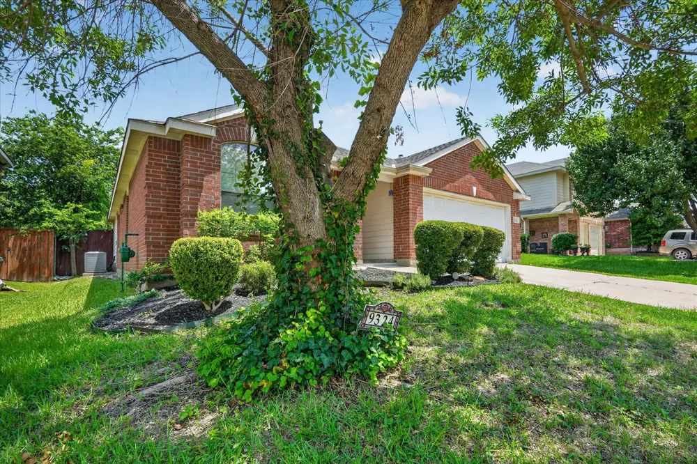 9324 Warren Drive McKinney, TX 75071