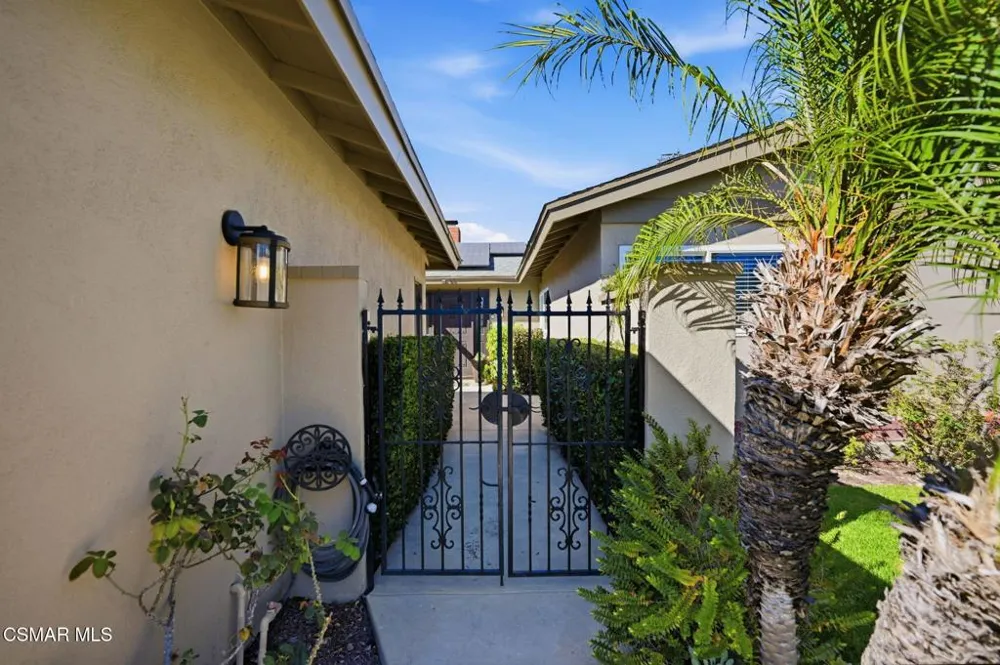 852 Verna Avenue Newbury Park, CA 91320