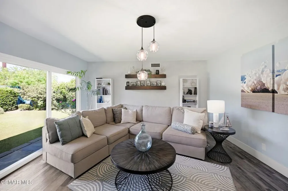 852 Verna Avenue Newbury Park, CA 91320