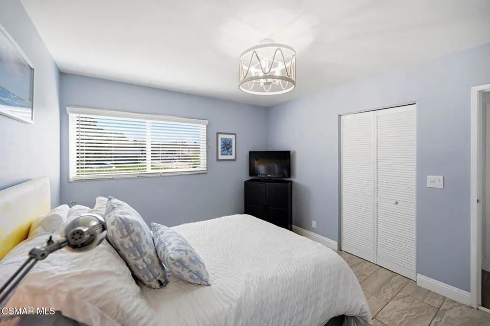 852 Verna Avenue Newbury Park, CA 91320