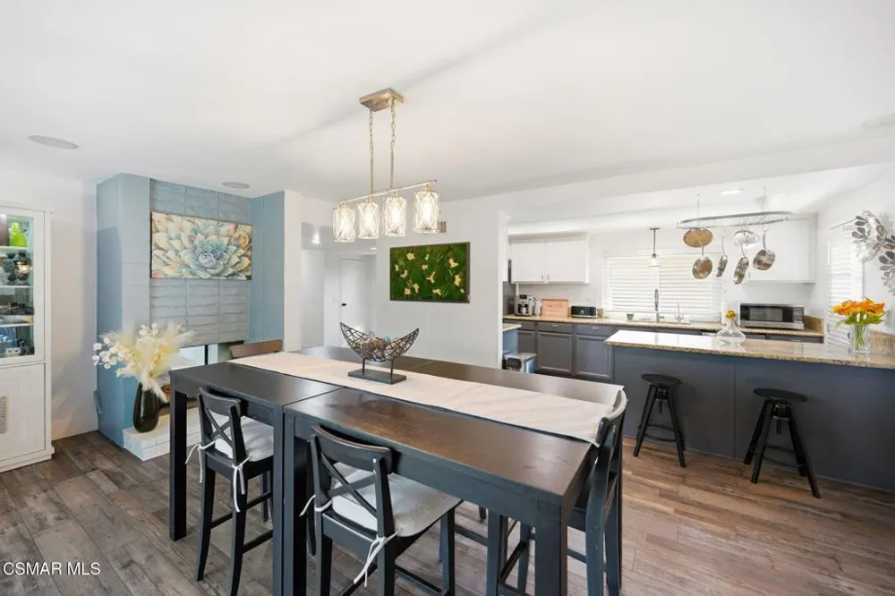 852 Verna Avenue Newbury Park, CA 91320