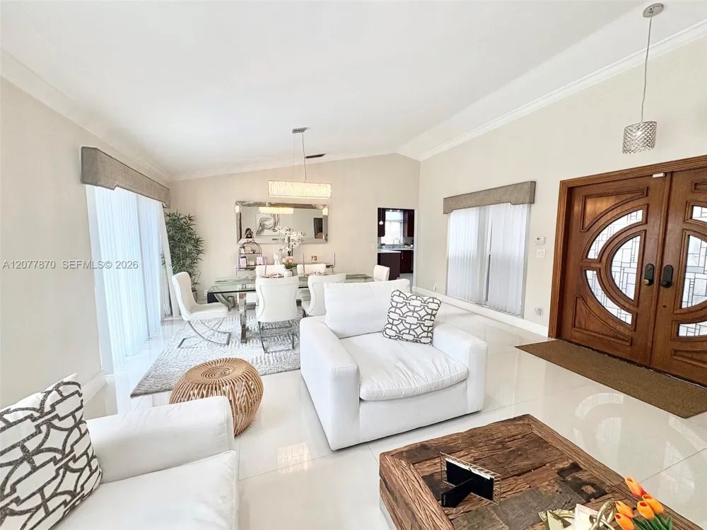 8541 NW 54th St Lauderhill, FL 33351