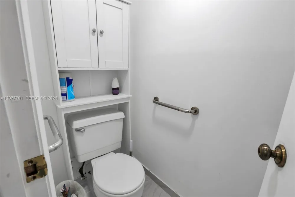9139 SW 23rd St #A Davie, FL 33324