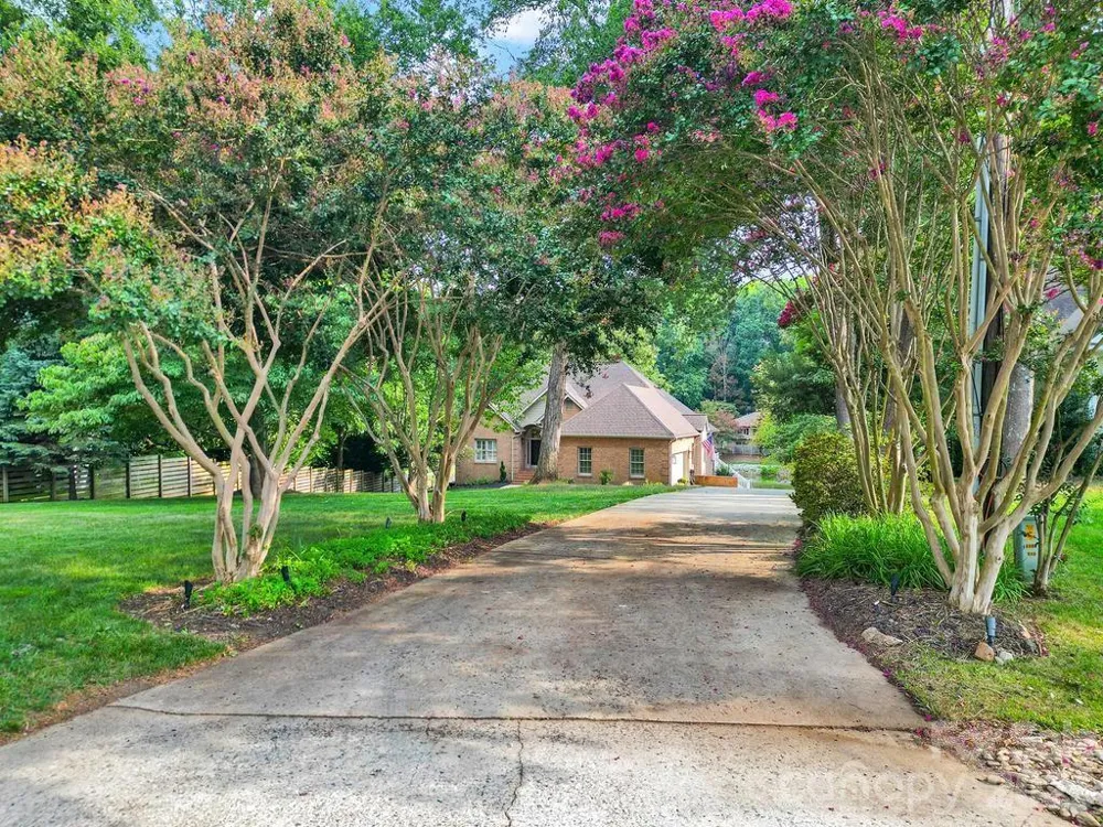 388 Ponderosa Circle Mooresville, NC 28117