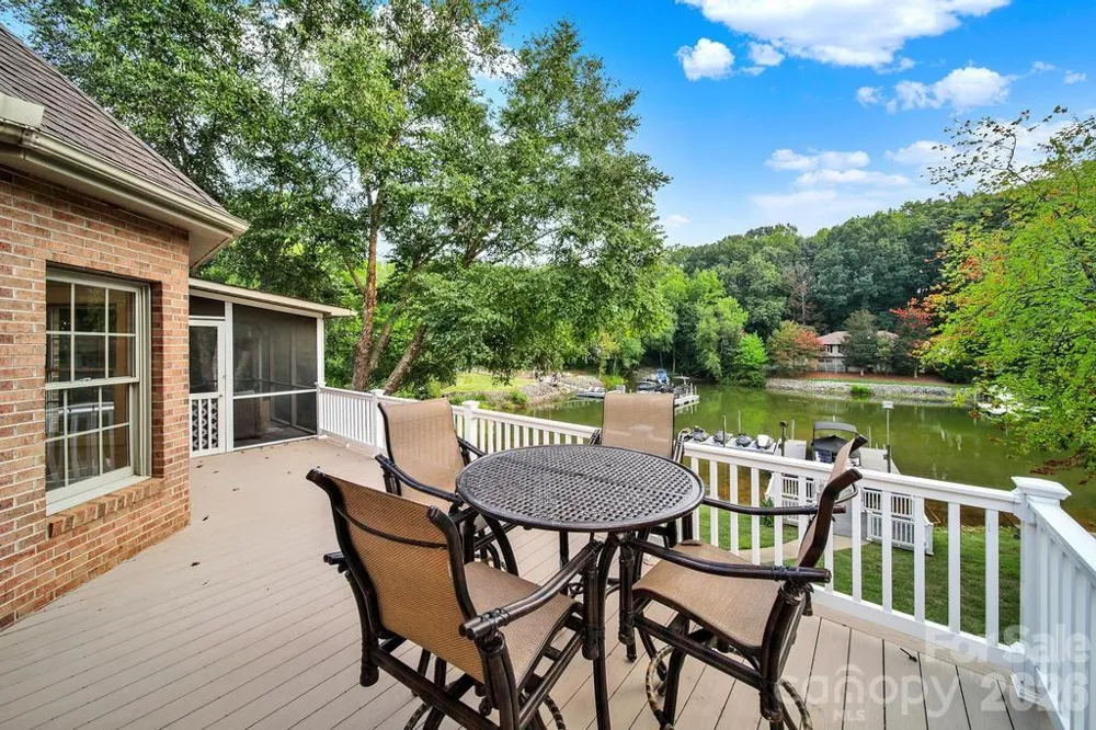388 Ponderosa Circle Mooresville, NC 28117