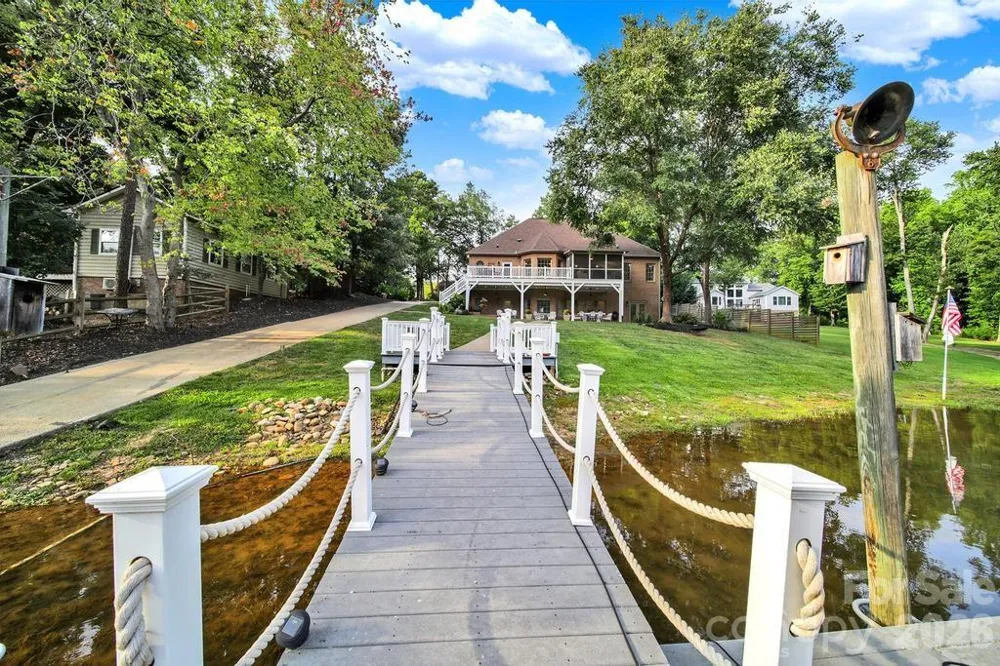 388 Ponderosa Circle Mooresville, NC 28117