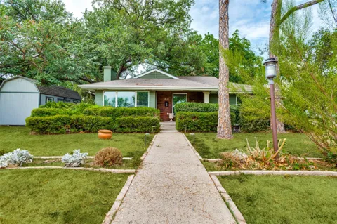3161 Waldrop Drive