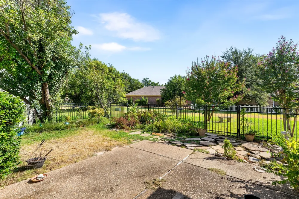 2825 Chimney Hill Drive Waco, TX 76708