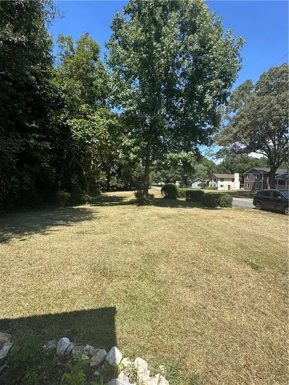 600 E Lanier Avenue W Fayetteville, GA 30214