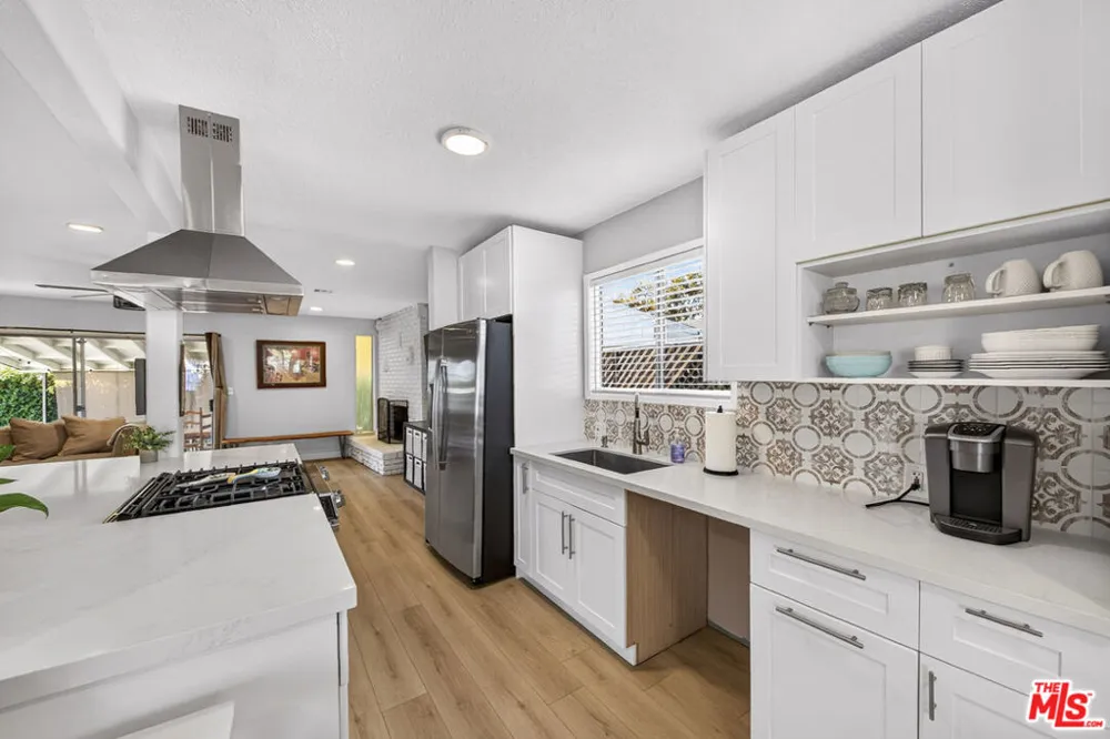 11820 Rose Hedge Drive Whittier, CA 90606