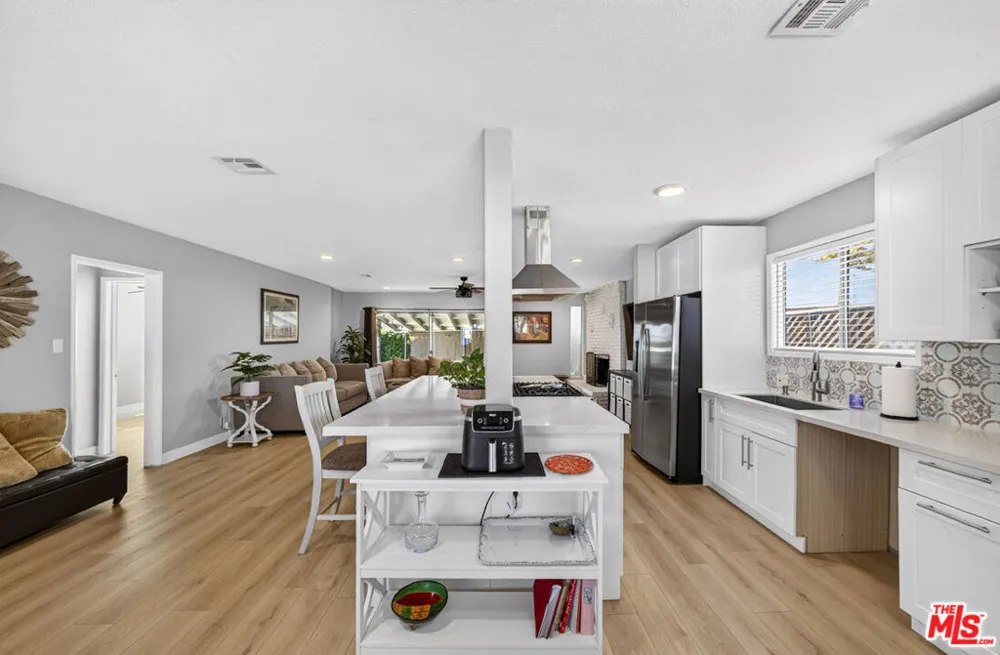 11820 Rose Hedge Drive Whittier, CA 90606