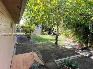 17201 NW 54th Ct Miami Gardens, FL 33055