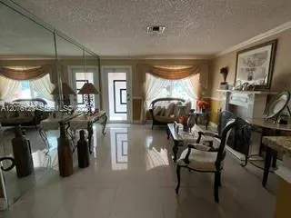 17201 NW 54th Ct Miami Gardens, FL 33055