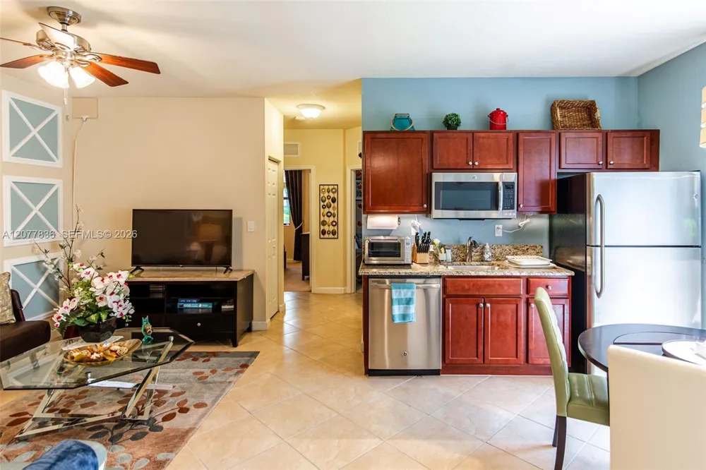 125 SE 36th Pl Homestead, FL 33033