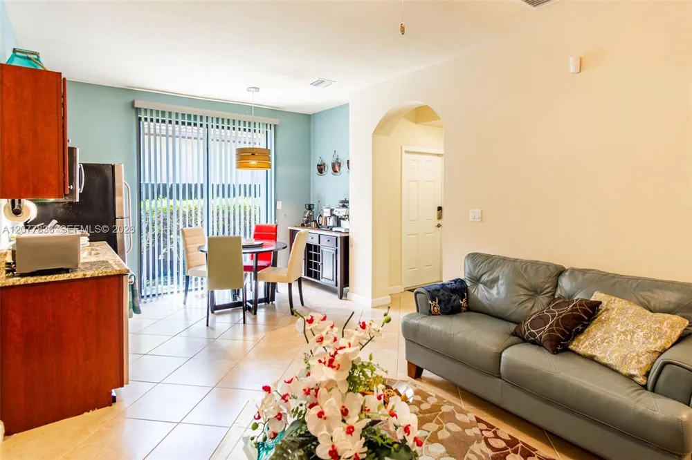 125 SE 36th Pl Homestead, FL 33033