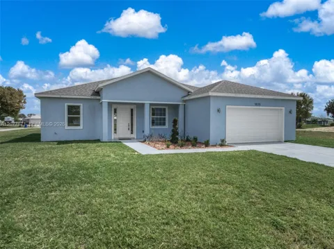 1025 Greenway Ter #1025