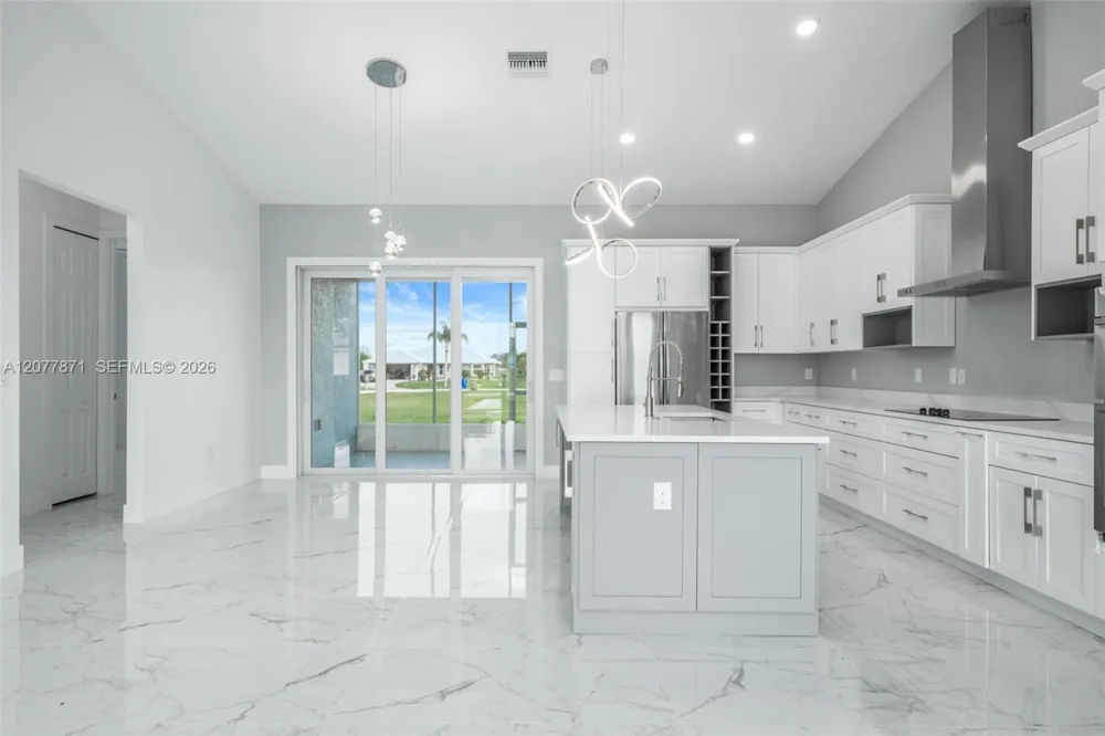 1025 Greenway Ter #1025 Sebring, FL 33876