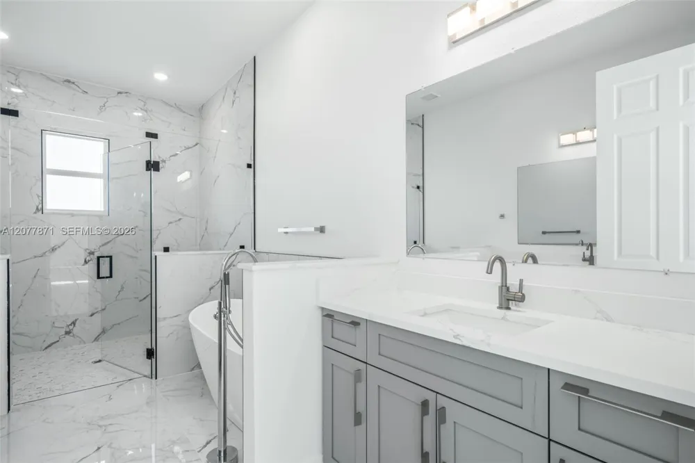 1025 Greenway Ter #1025 Sebring, FL 33876