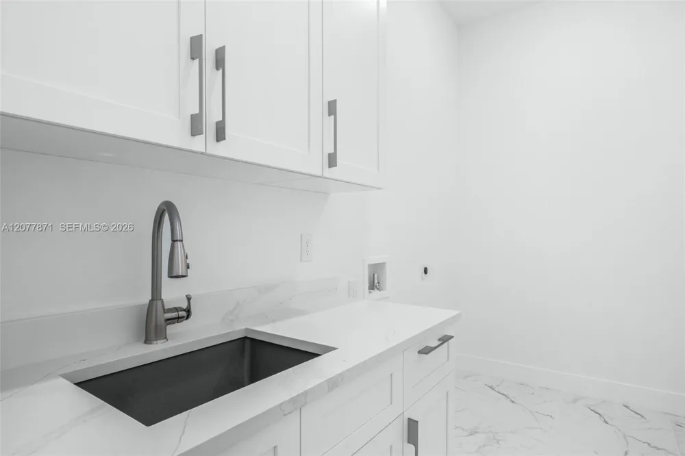 1025 Greenway Ter #1025 Sebring, FL 33876