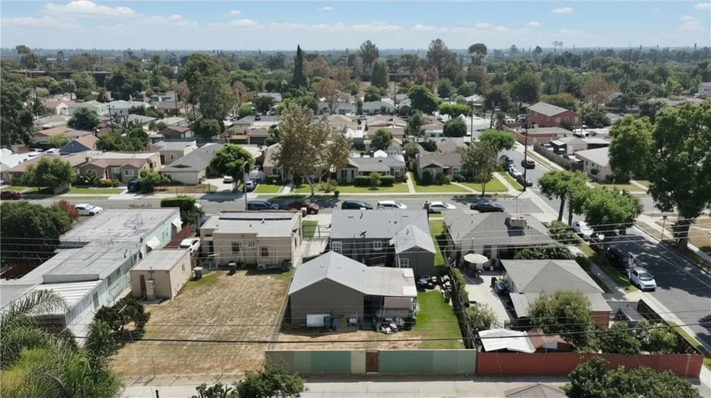 3867 Lugo Avenue Lynwood, CA 90262