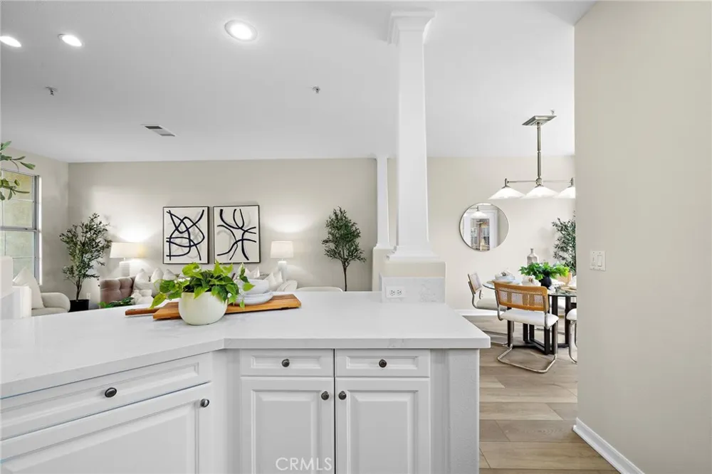 551 W Summerfield Anaheim, CA 92802