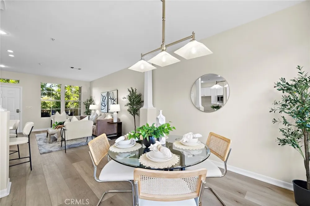 551 W Summerfield Anaheim, CA 92802