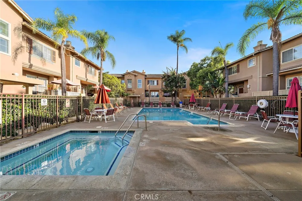 551 W Summerfield Anaheim, CA 92802