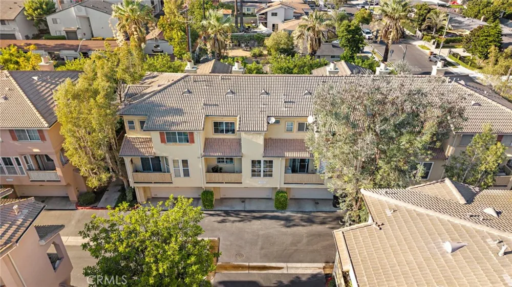 551 W Summerfield Anaheim, CA 92802