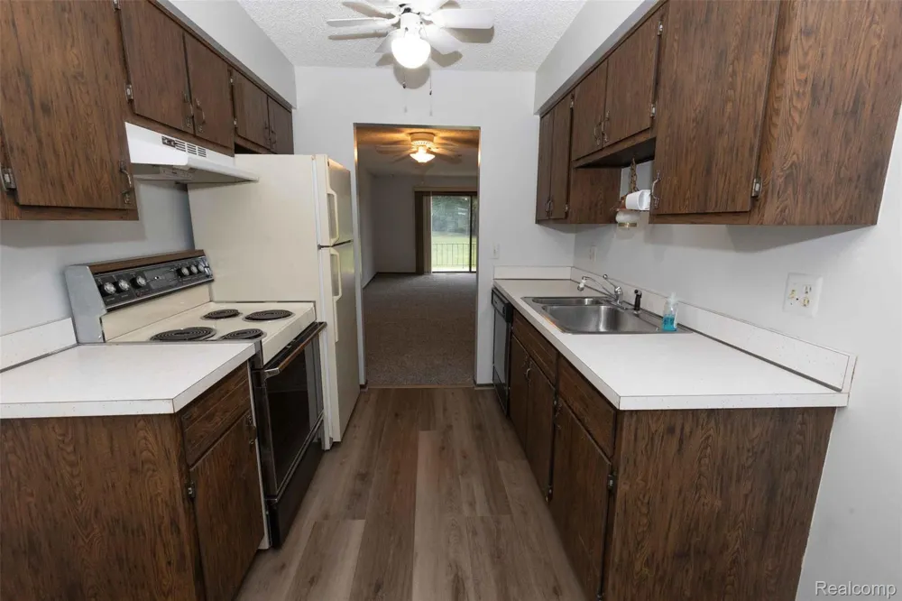 125 Cuttle Road Marysville City, MI 48040