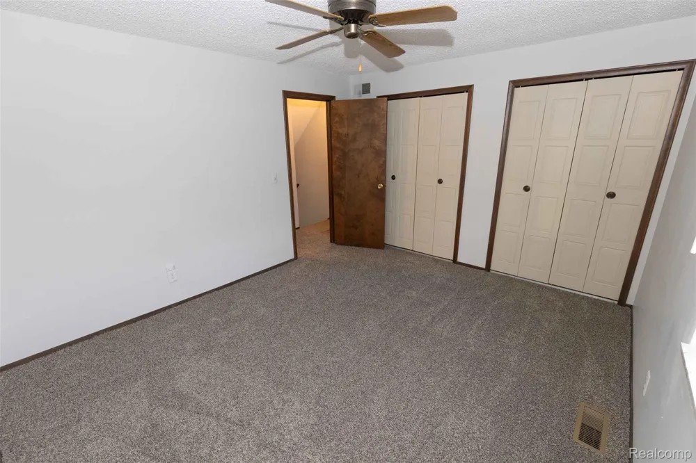 125 Cuttle Road Marysville City, MI 48040