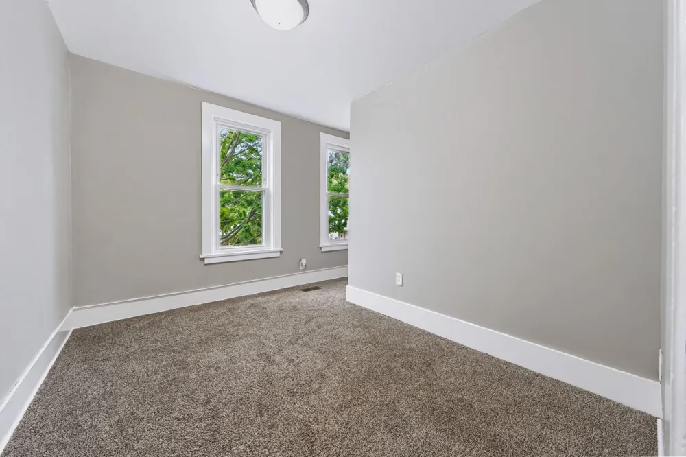 1345 Broadway Avenue NW Grand Rapids City, MI 49504