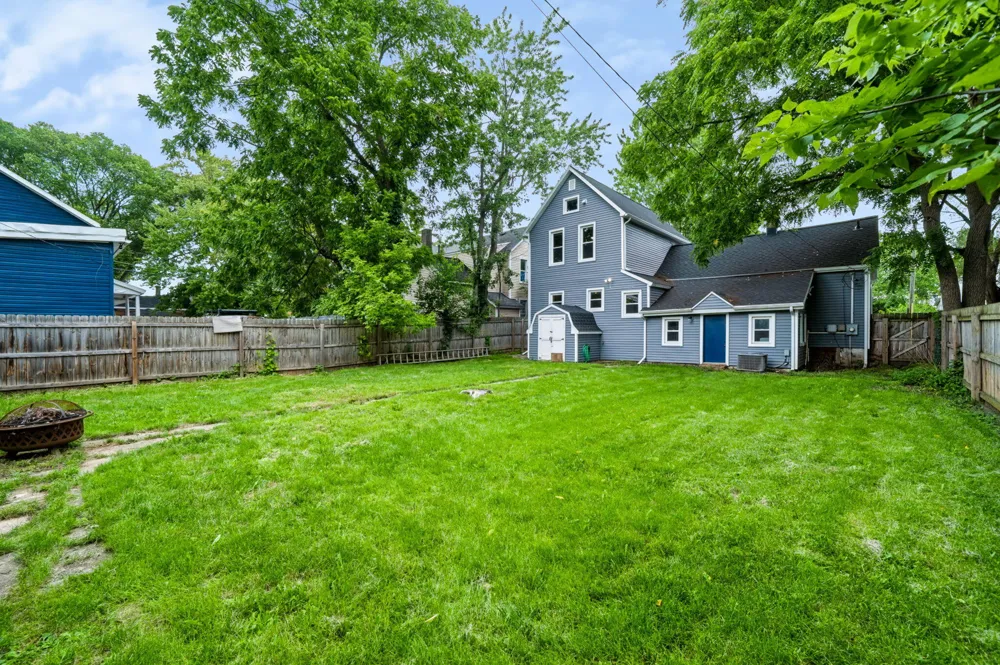 1345 Broadway Avenue NW Grand Rapids City, MI 49504