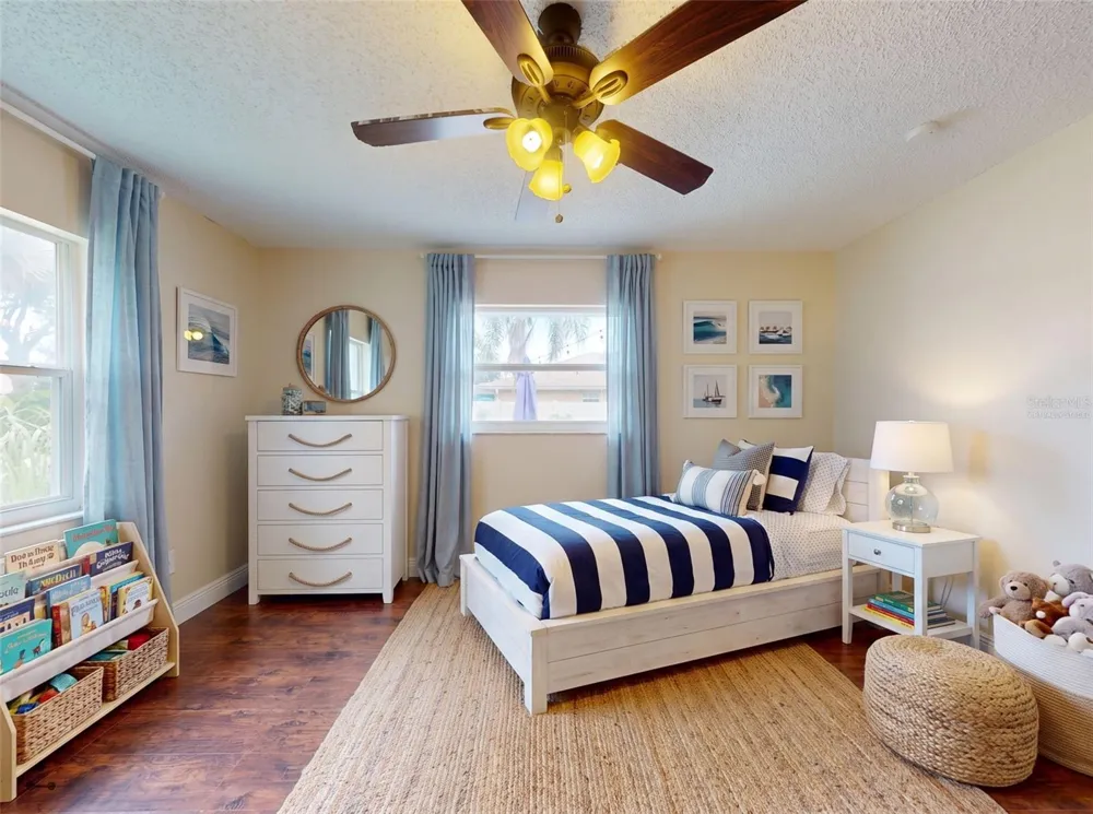 2125 E PARKTON DRIVE Deltona, FL 32725