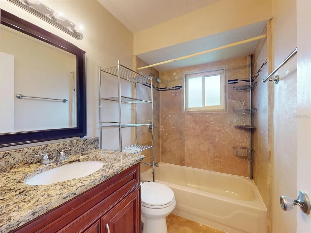 2125 E PARKTON DRIVE Deltona, FL 32725