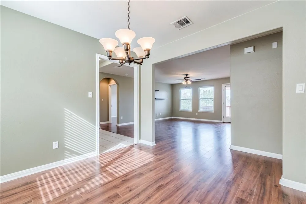 21506 Patton Avenue Lago Vista, TX 78645