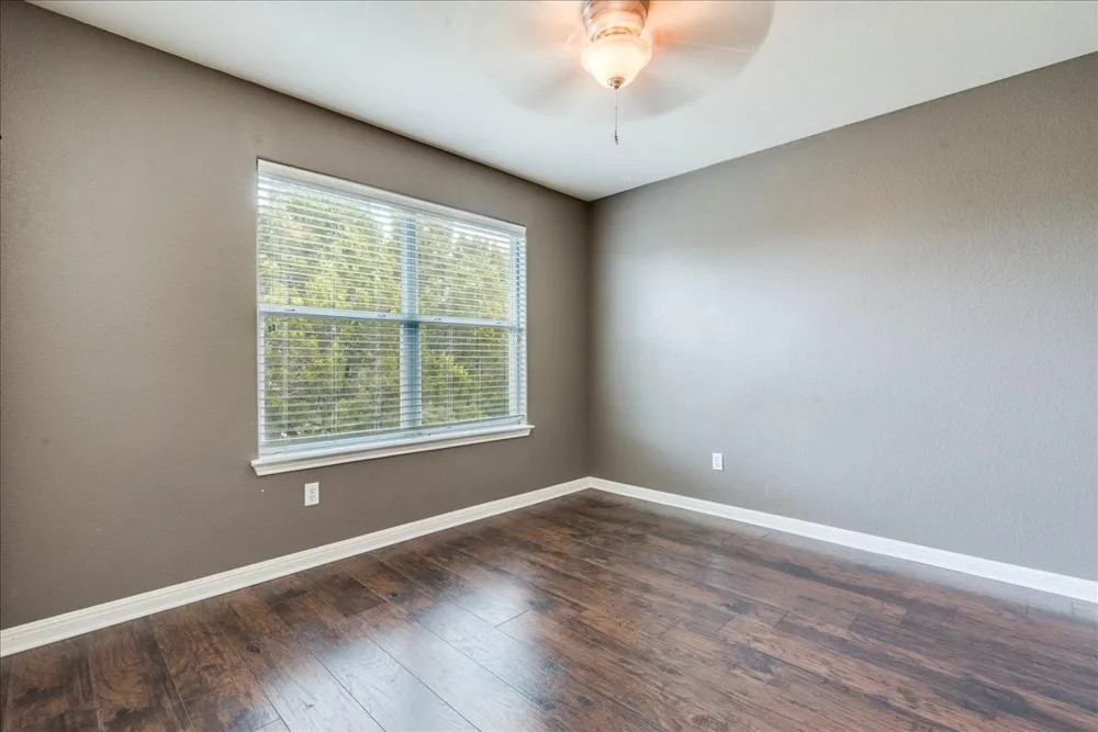 21506 Patton Avenue Lago Vista, TX 78645